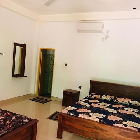 Punkalasa tourist lodge Anurâdhapura Extérieur photo
