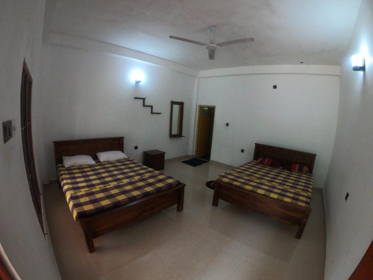 Punkalasa tourist lodge Anurâdhapura Extérieur photo